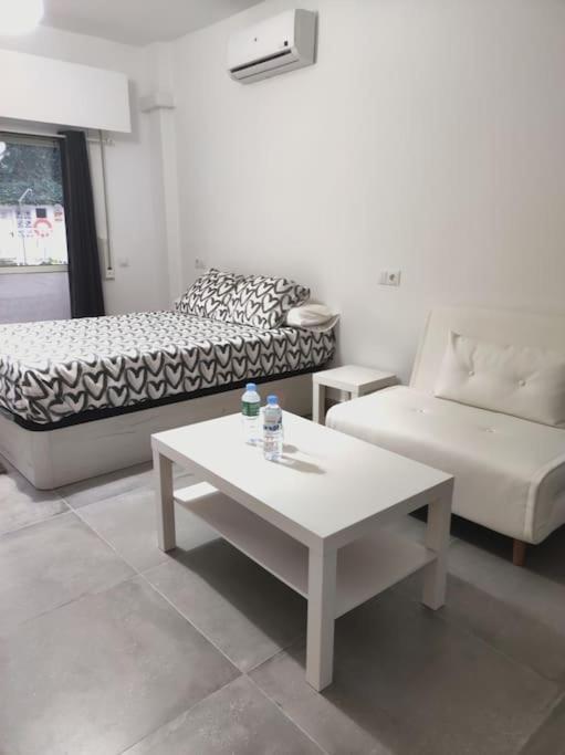 דירות טורמולינוס Apartamento Omega Ll מראה חיצוני תמונה